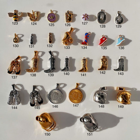Vintage 18K Gold Plated Stainless Steel Horseshoe Boot Charm Bar for Women