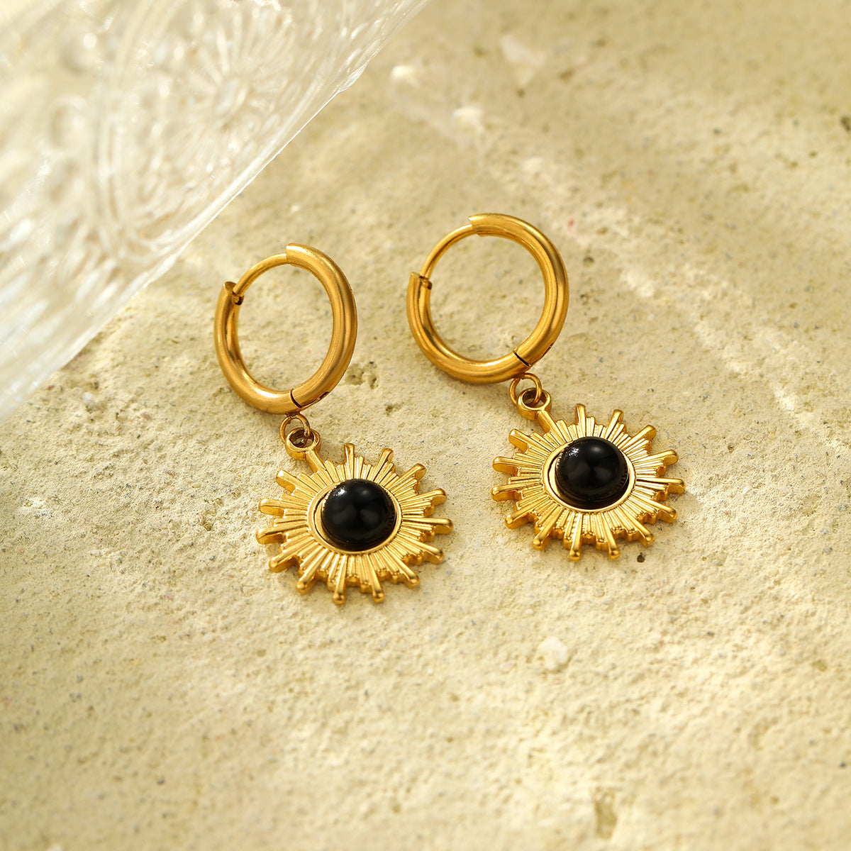 Pendientes de acero de titanio con forma de girasol vintage, incrustaciones de piedra natural y acabado chapado para mujer