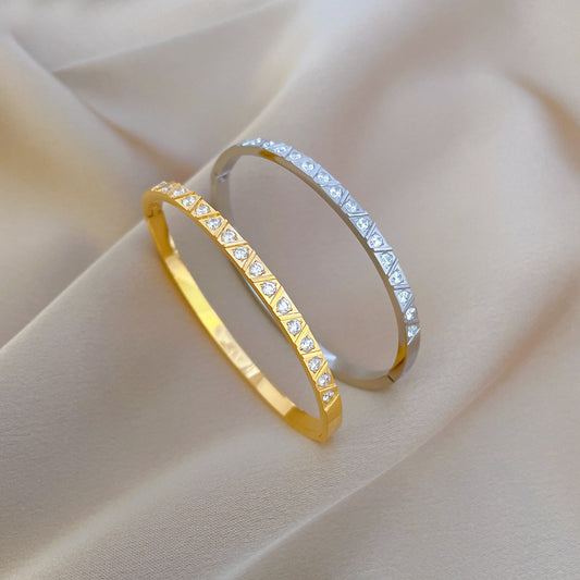 Pulsera Minimalista de Acero de Titanio de Estilo Étnico Chino Vintage con Acentos de Pedrería Redonda