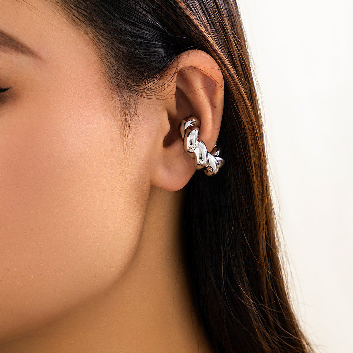 Sweet Striped Round Alloy Plated Ear Cuff for Women