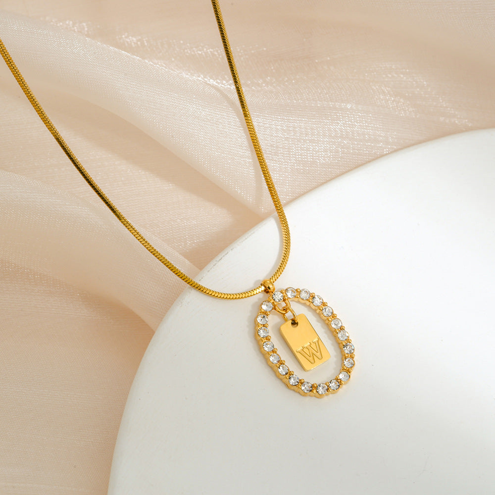 Collana da donna con ciondolo a lettera in acciaio inossidabile, minimalista, con strass, su catena snake