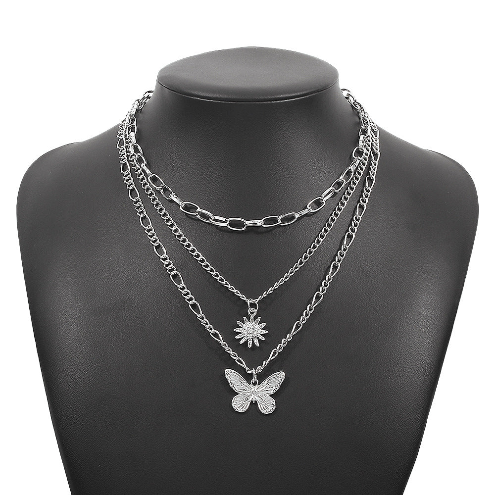 Dulce y Atrevido Collar con Colgante de Estrella Geométrica de Ocho Puntas con Corazón Esmaltado en Aleación con Incrustaciones de Pedrería en Cadena Estándar