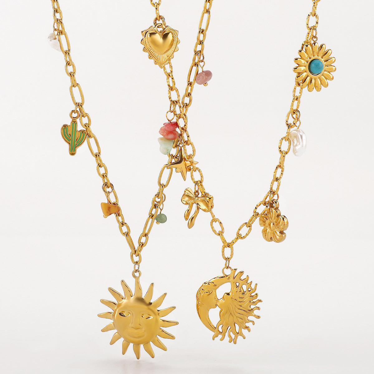 Collana da donna vintage in acciaio inossidabile con pendente Sole Luna Stella, finitura placcata e catena a maglie O