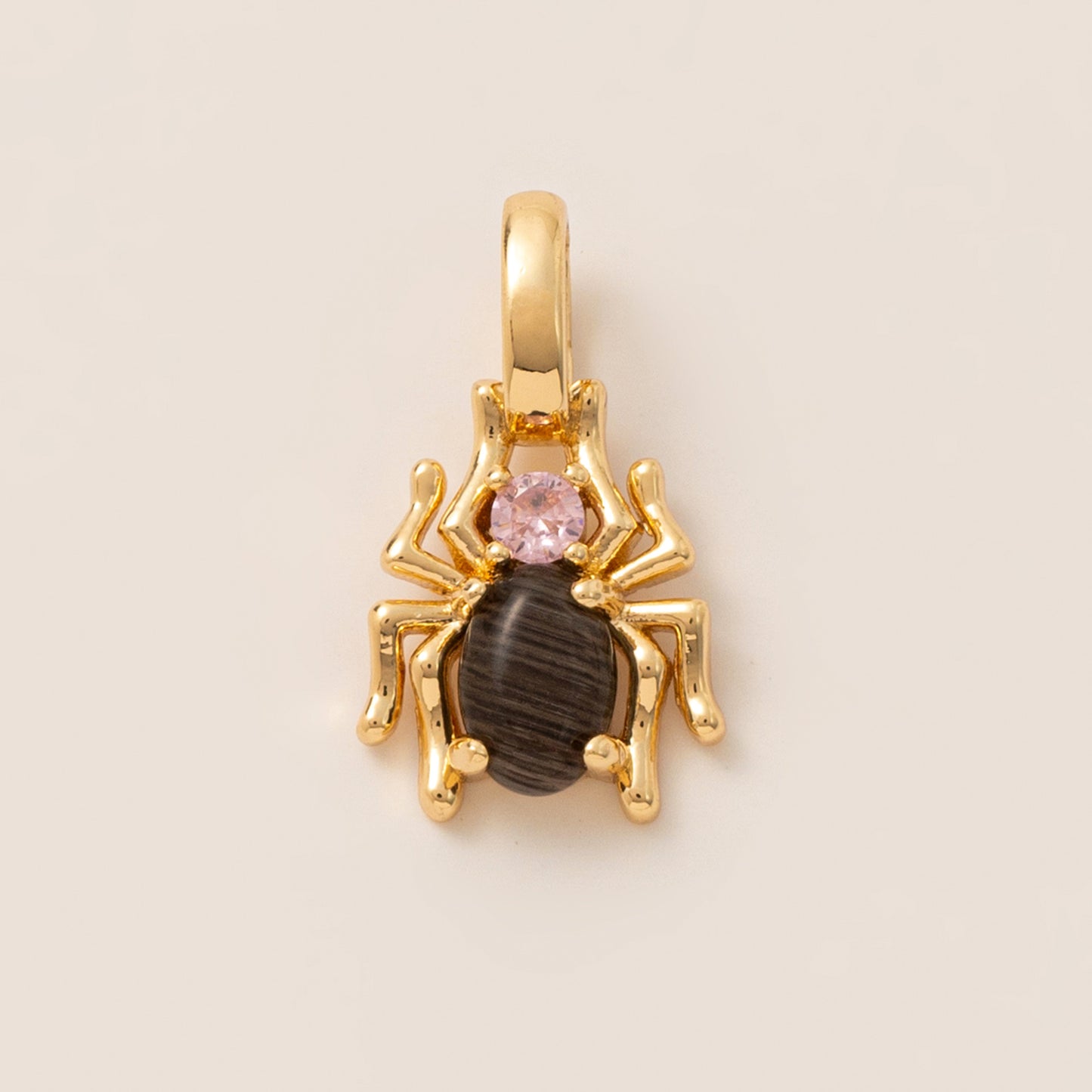 Ciondolo Minimalista placcato oro in ottone a forma di cuore con strass e barretta quadrata