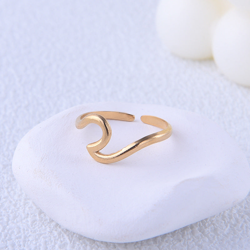 Anello regolabile minimalista da donna in acciaio al titanio con forma geometrica e finitura placcata