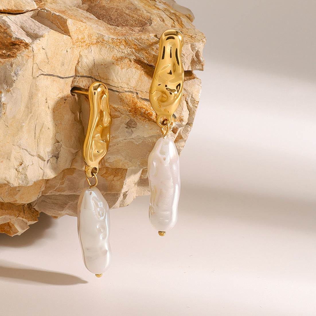 Pendientes de Acero Inoxidable Minimalistas Geométricos con Acabado Chapado para Mujer