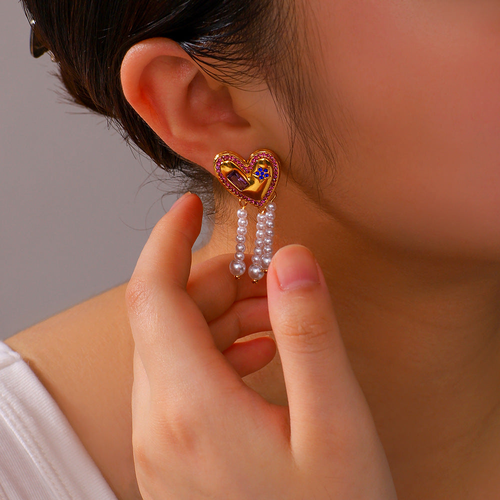 Pendientes Ins Style de Acero Inoxidable en Forma de Corazón con Incrustaciones de Pedrería y Colgante de Perla para Mujer