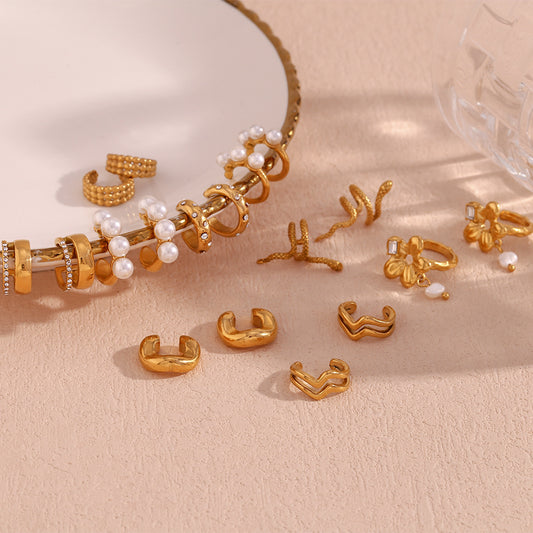 Minimalist Floral-Shaped Stainless Steel Ear Clips with 18K Gold Plating for Women