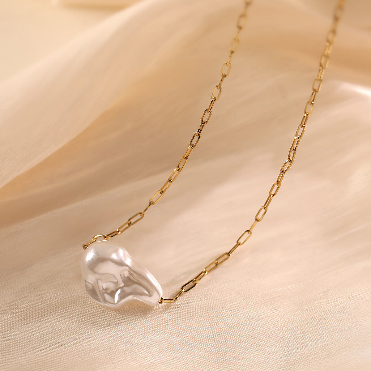 Baroque Pearl Stainless Steel Necklace for Women with Geometric Pendant and Irregular Design