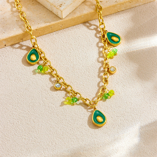 Collana alla moda con ciondolo a forma di avocado smaltato in acciaio inossidabile placcato oro su catenina a maglia O per donna