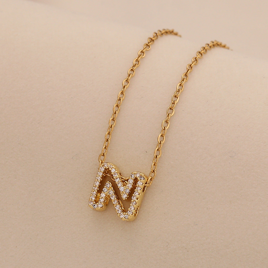 Minimalist Letter-Shaped Stainless Steel Pendant Necklace for Women with Versatile Clavicle Design
