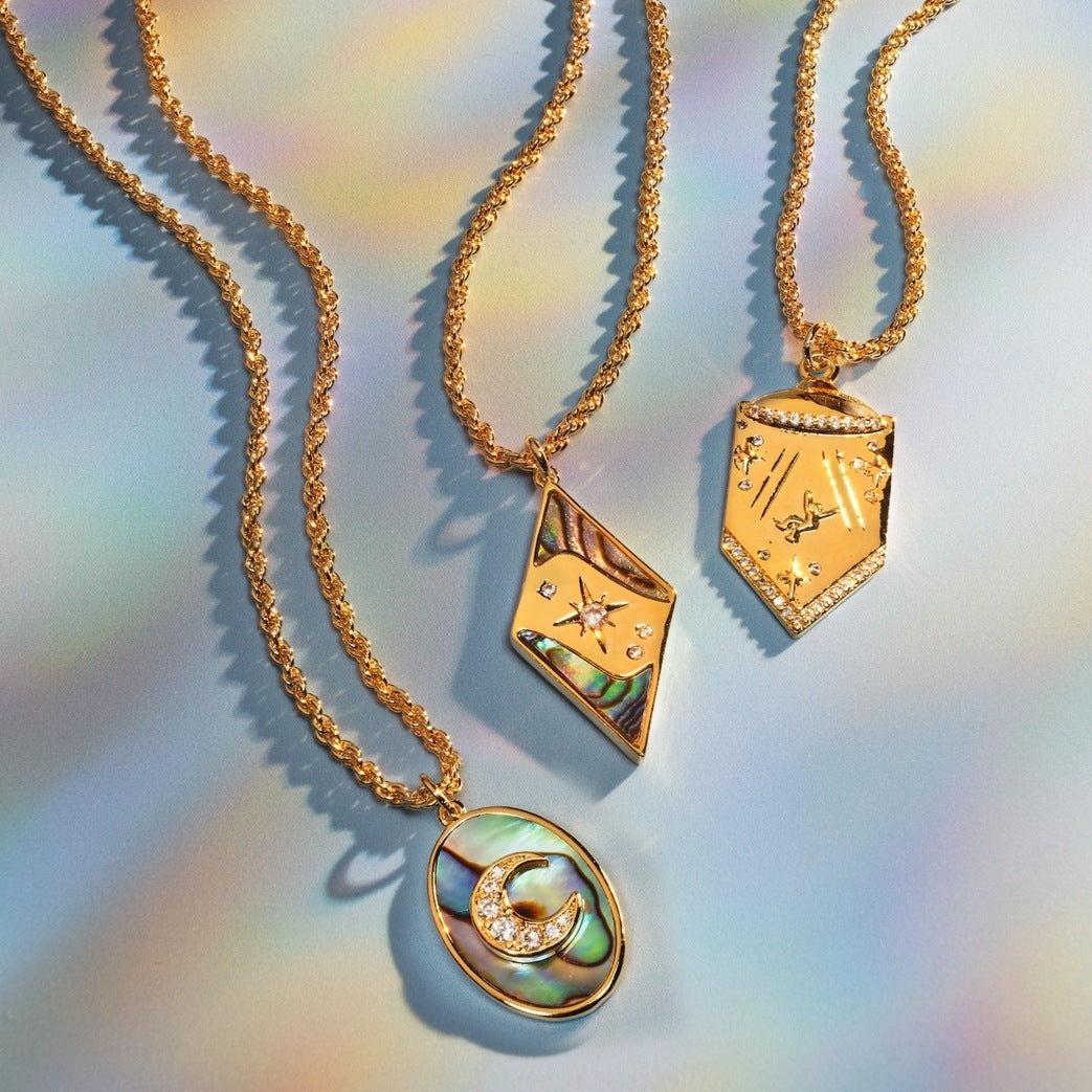 Collana con ciondolo a luna a stella a otto punte geometrica alla moda da donna, con catena in rame placcato e design lungo d'ispirazione vintage
