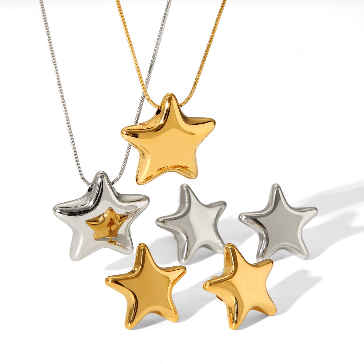Collana Minimalista da Donna con Ciondolo a Stella in Acciaio Inossidabile Placcato Oro 18K