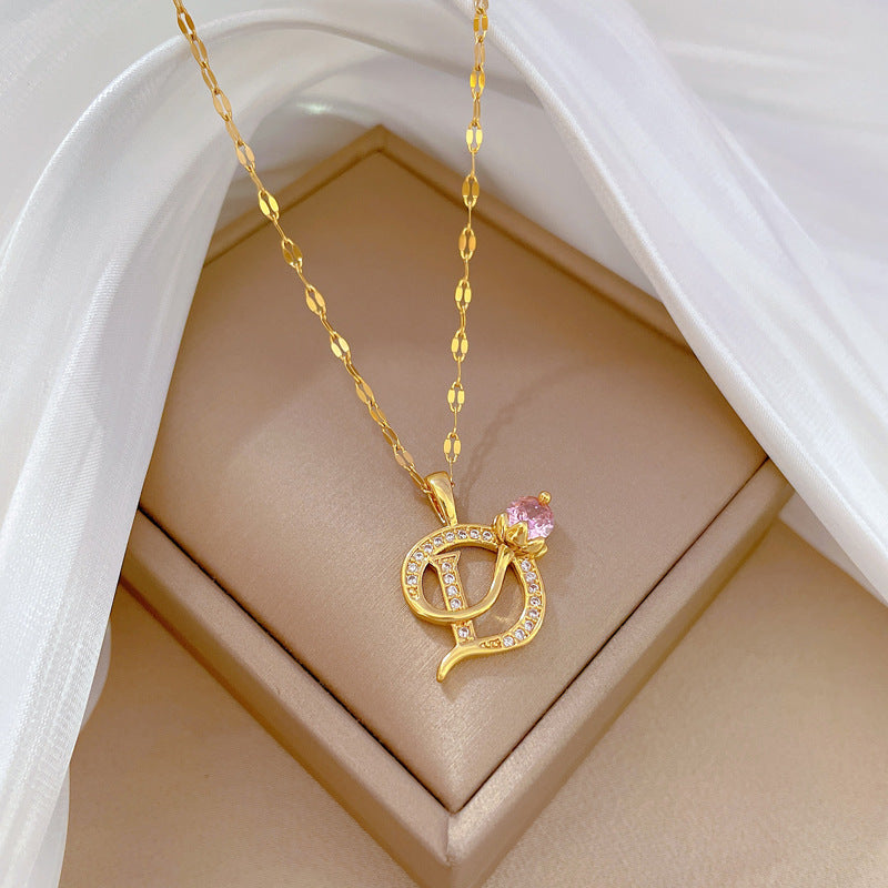 Collana con pendente a fiore geometrico dolce di lusso in acciaio al titanio con catena in rame e strass