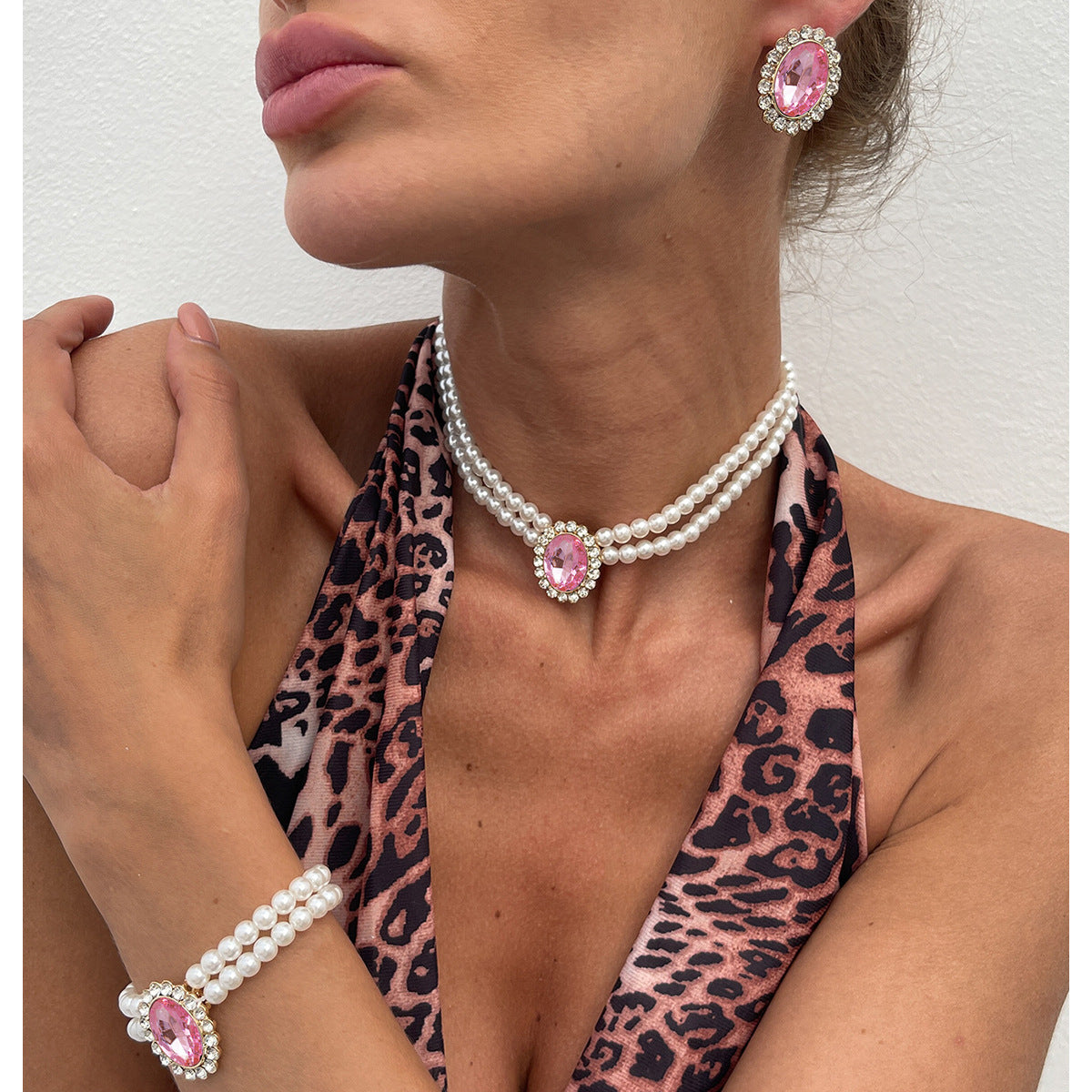 Collana Choker da Donna in Stile Francese Vintage con Perle Geometriche e Intarsio di Strass