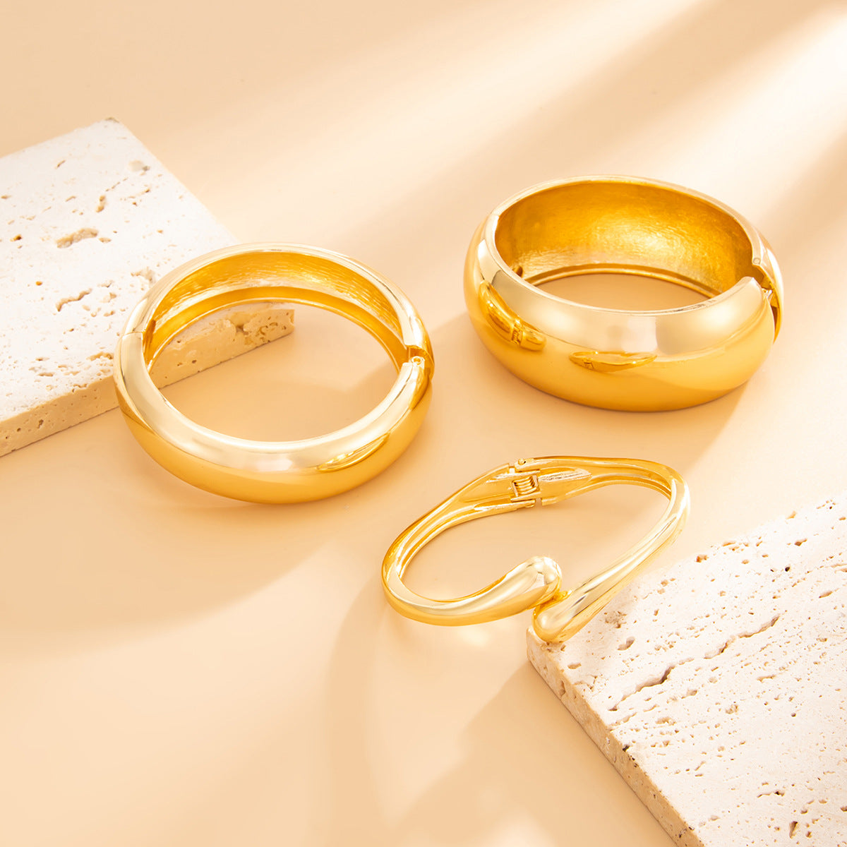 Minimalist Plated Alloy Teardrop Oval Spring Cuff Bracelet Set