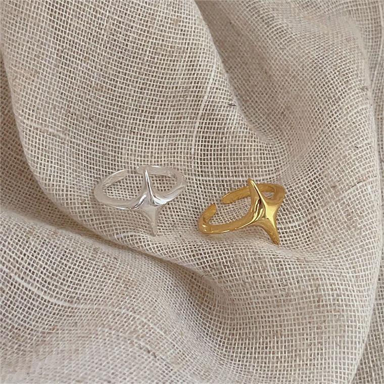 Minimalist Heart-Shaped 925 Sterling Silver Adjustable Ring with Beveled Square Accent and Polished Finish