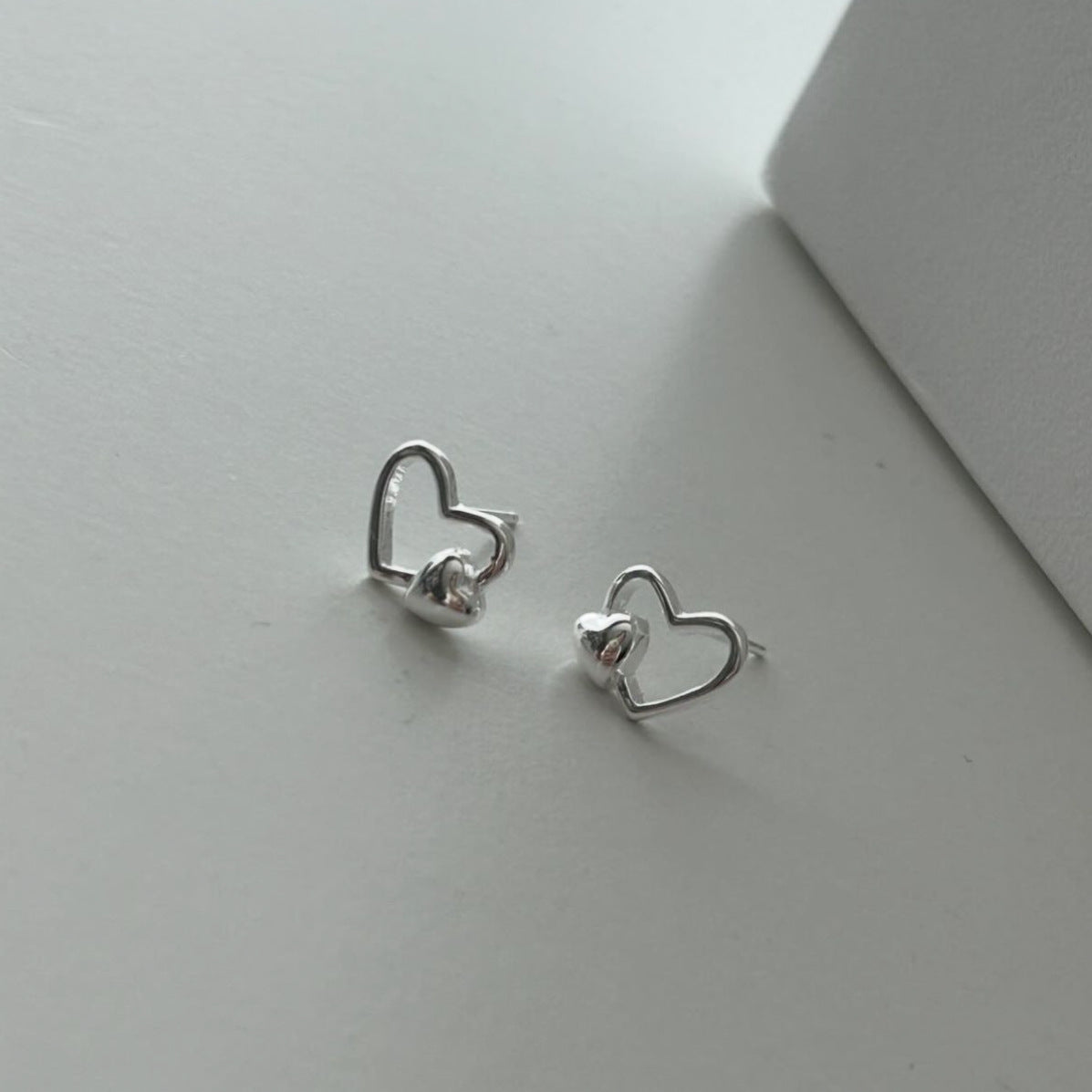 Minimalist Heart-Shaped 925 Sterling Silver Stud Earrings with Plated Finish