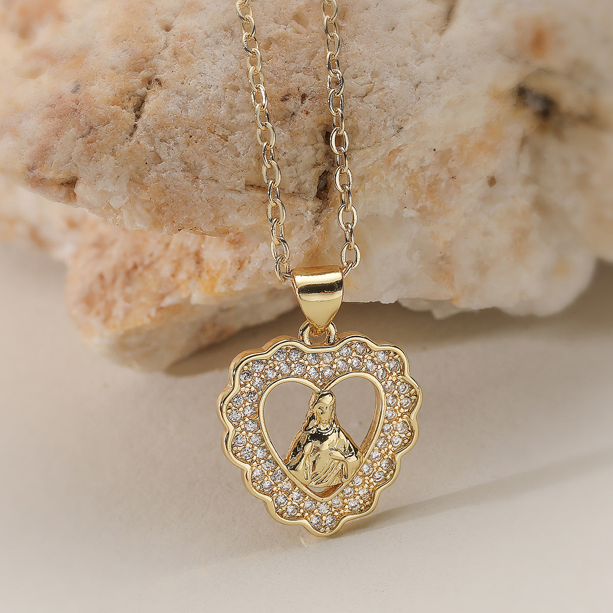 Minimalist 18K Gold Plated Brass Heart Pendant with Cubic Zirconia for Women