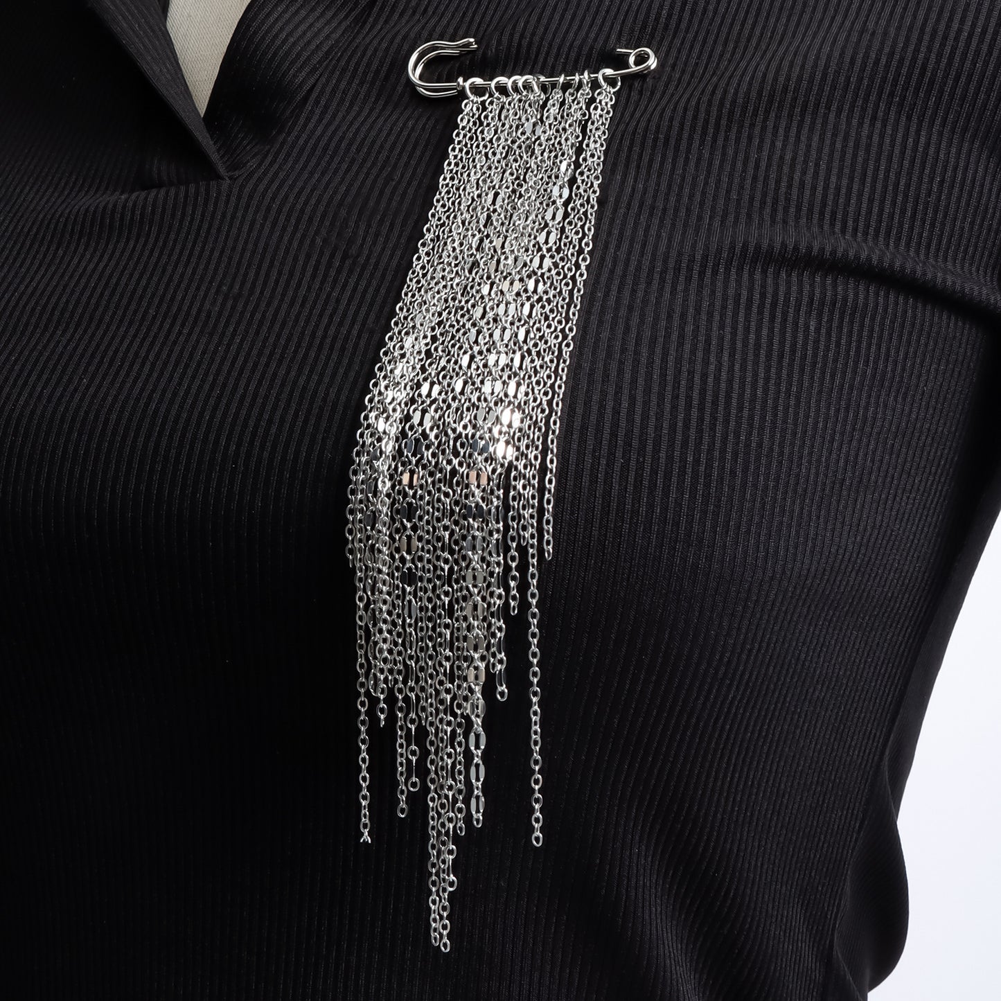 Elegant Business Geometric Alloy Plated Tassel Brooch for Women