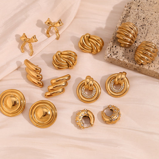 Fashionable Minimalist Oval Bow Stud Earrings for Women in Stainless Steel with 18K Gold Plating