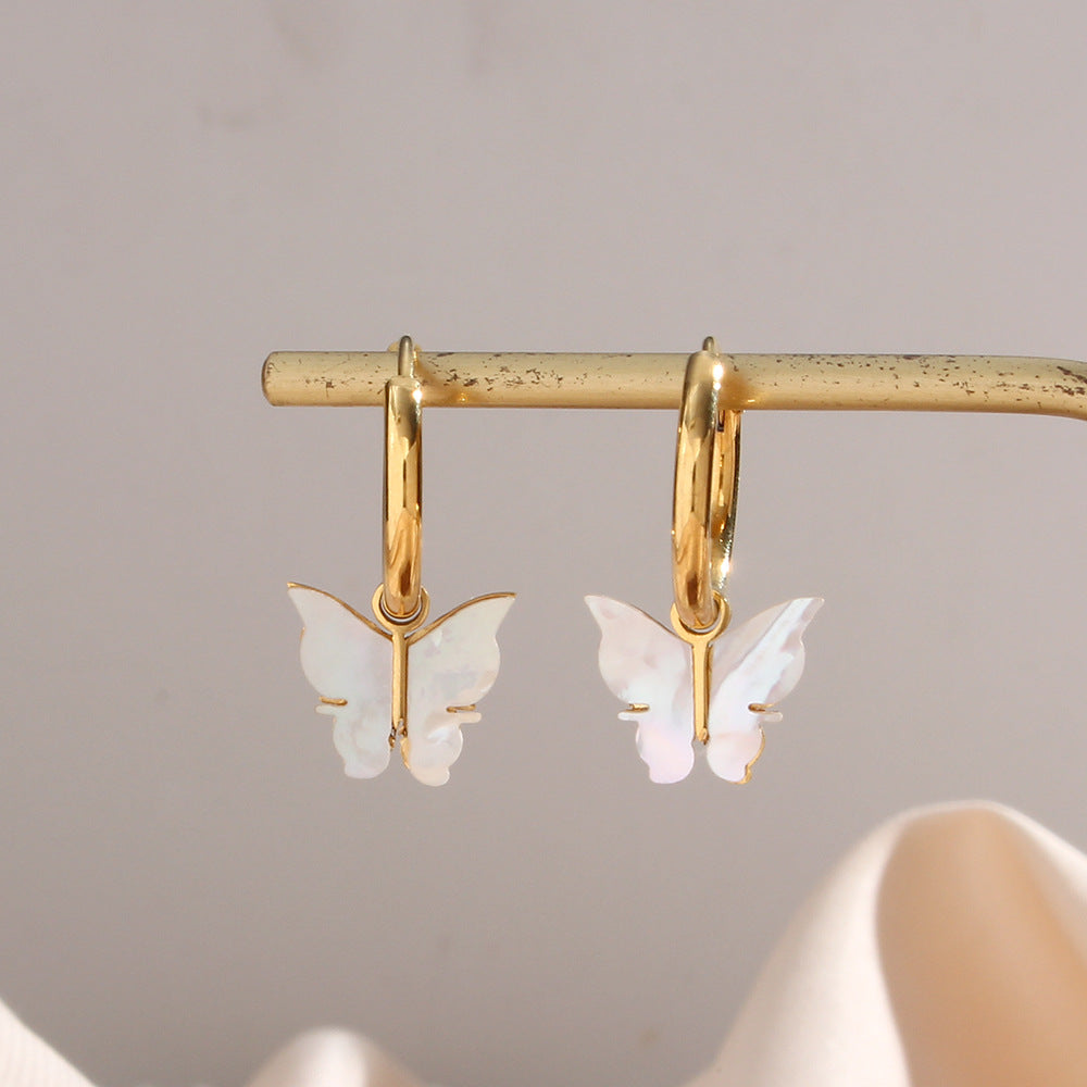 Collar con Colgante de Mariposa de Moda de Acero Inoxidable con Acabado Galvanizado para Mujer
