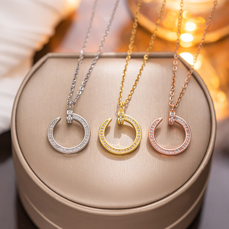 Collar minimalista geométrico de acero titanio con incrustaciones de diamantes de imitación, chapado hipoalergénico, collar de cadena tipo O para mujer
