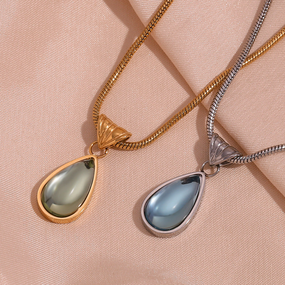 Fashionable Vintage French-Style Titanium Steel Plated Drop-Shaped Pendant Necklace for Women
