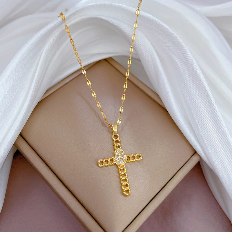 Collana in Stile Cartone Animato con Cuore in Acciaio al Titanio con Pendente in Rame e Intarsio di Strass per Donne e Uomini