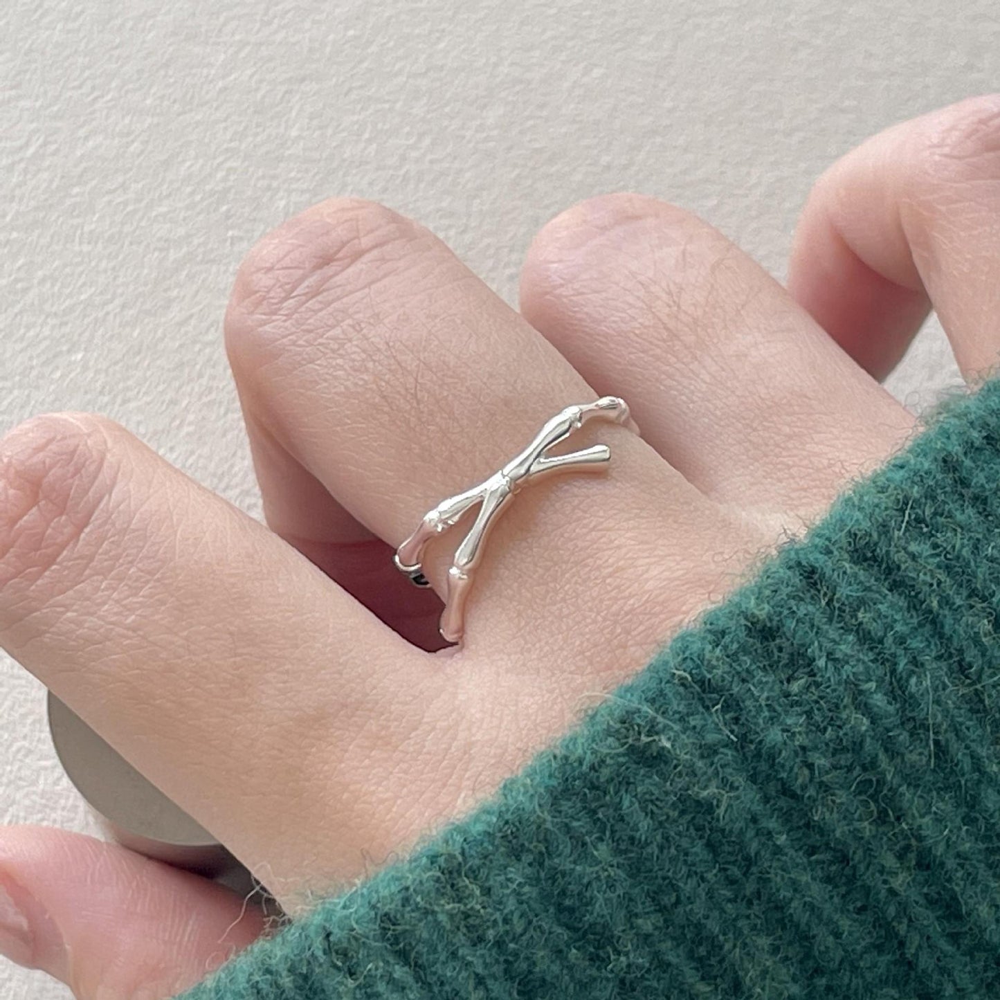 Anillo abierto minimalista dulce de bambú de plata de ley 925 para mujer