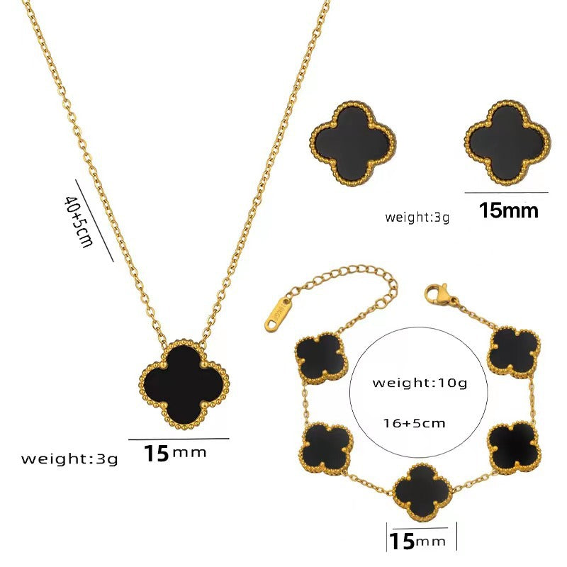 Set di collana, bracciale e orecchini in acciaio al titanio di lusso a forma di trifoglio con finitura placcata, catena a O, catena per clavicola e design ipoallergenico
