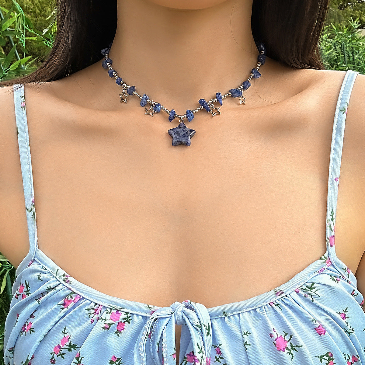 Collar rústico con colgante en forma de estrella para mujer con cadena de aleación de zinc y cuentas de vidrio, acabado galvanizado