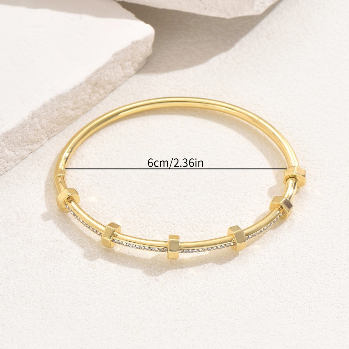 Pulsera de Cobre Geométrica Dulce y Fresca Minimalista con Incrustaciones de Circones para Mujer