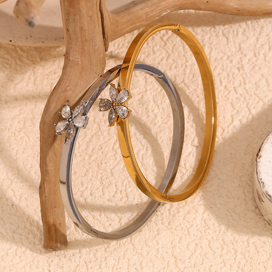 Elegant Business 18K Gold Plated Stainless Steel Floral Geometric Diamond Bangle for Women