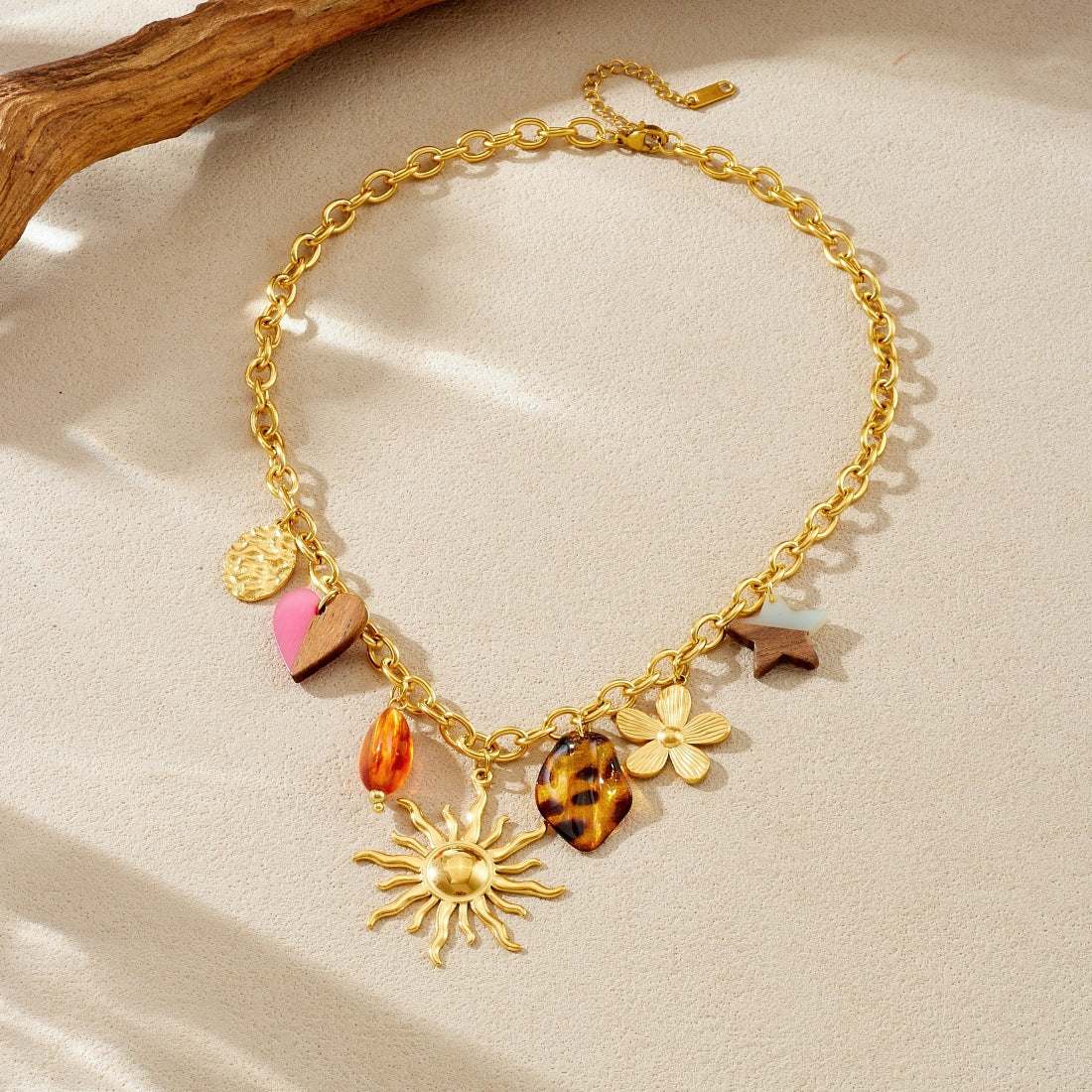 Vintage Gold Plated Stainless Steel Acrylic Wood Leopard Print Heart Flower Sun Pendant Necklace for Women