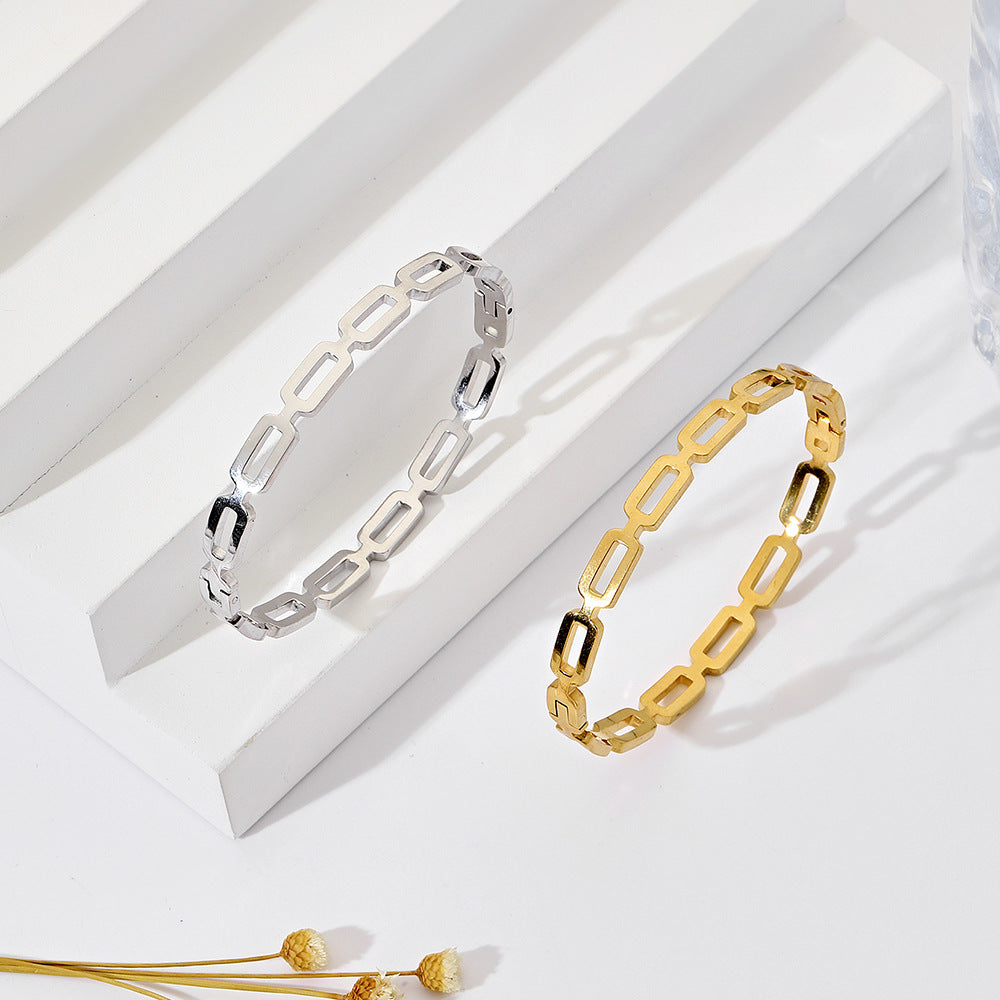 Checkered Geometric Round Plated Stainless Steel Bangle for Women