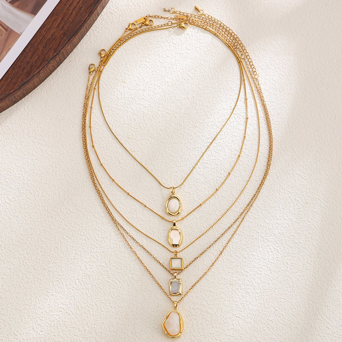 Minimalist Geometric Stainless Steel Plated Pendant Necklace Fine Chain Layered Clavicle Chain for Women