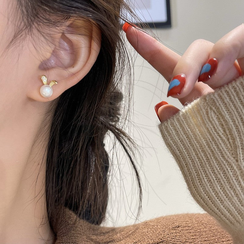 Rabbit-Shaped Pearl Earrings for Women and Men Titanium Steel Hypoallergenic Studs with Original Design