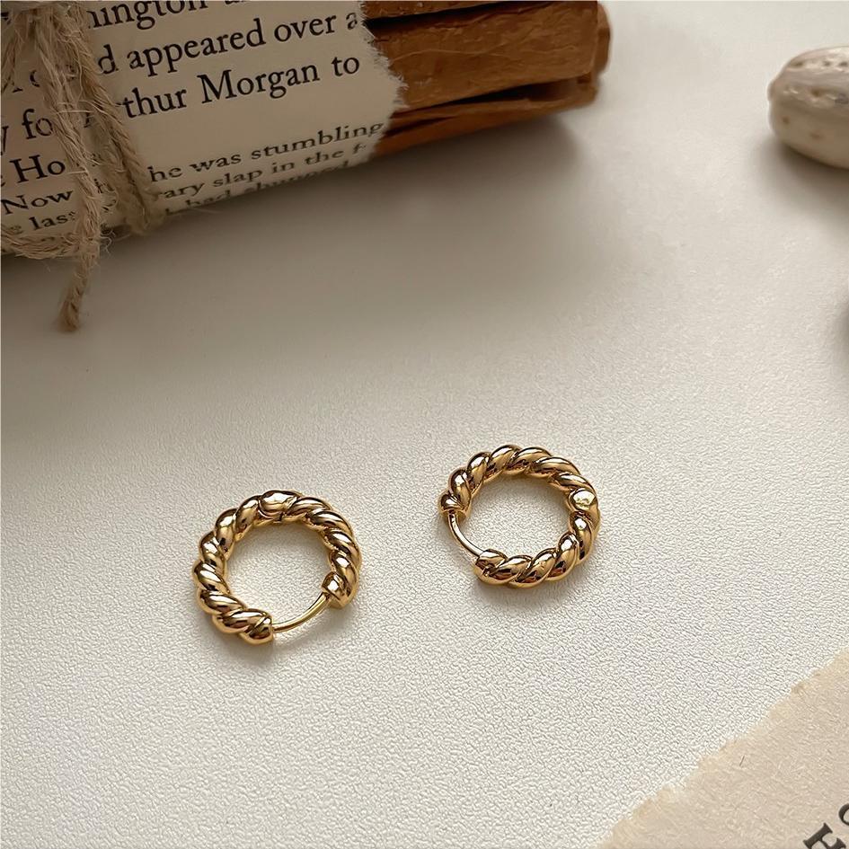 Orecchini a perno da donna in argento con design a corda intrecciata, minimalistici, con perno in argento sterling 925 e finitura lucida