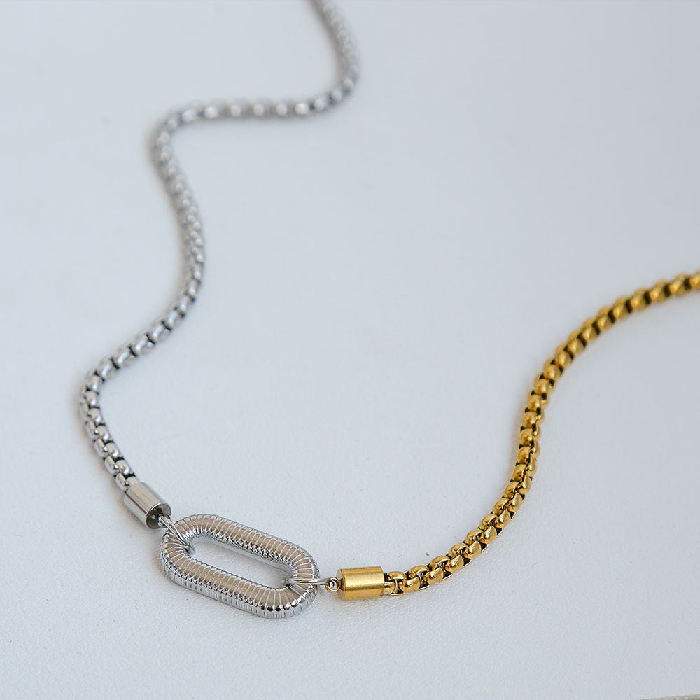 Collar con colgante en forma de U y lágrima, chapado en oro de 18 quilates, de acero inoxidable de lujo minimalista con cadena entrelazada en tono dorado y plateado
