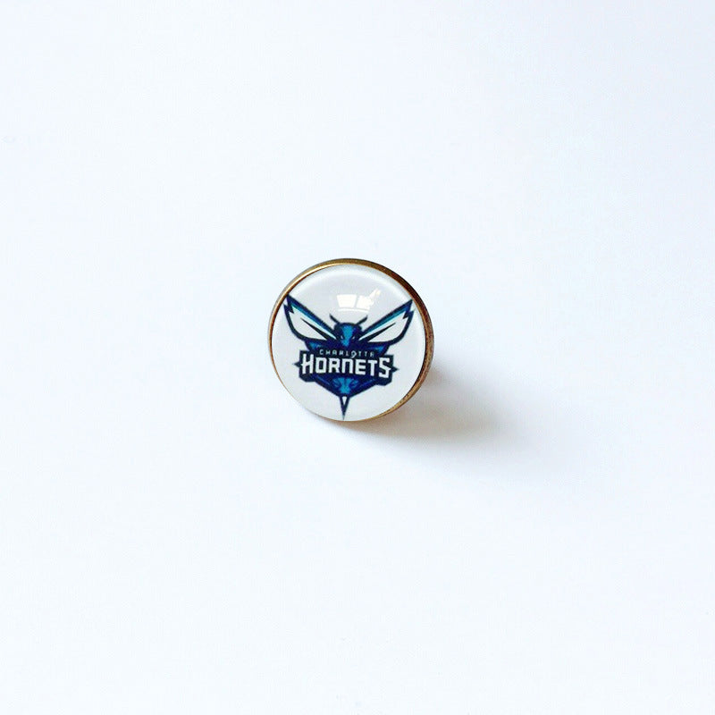 Pin de solapa metálico de equipos de baloncesto retro de la NBA - Insignia con gema vintage - Broche de Kobe Curry - Regalo para fans - Unisex