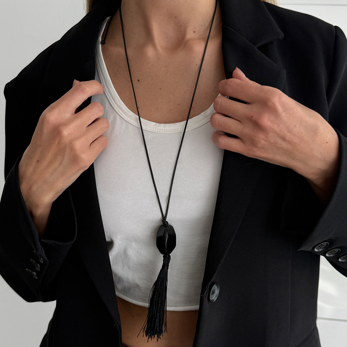 Minimalist Round Geometric Resin Pendant Necklace with Tassel for Women