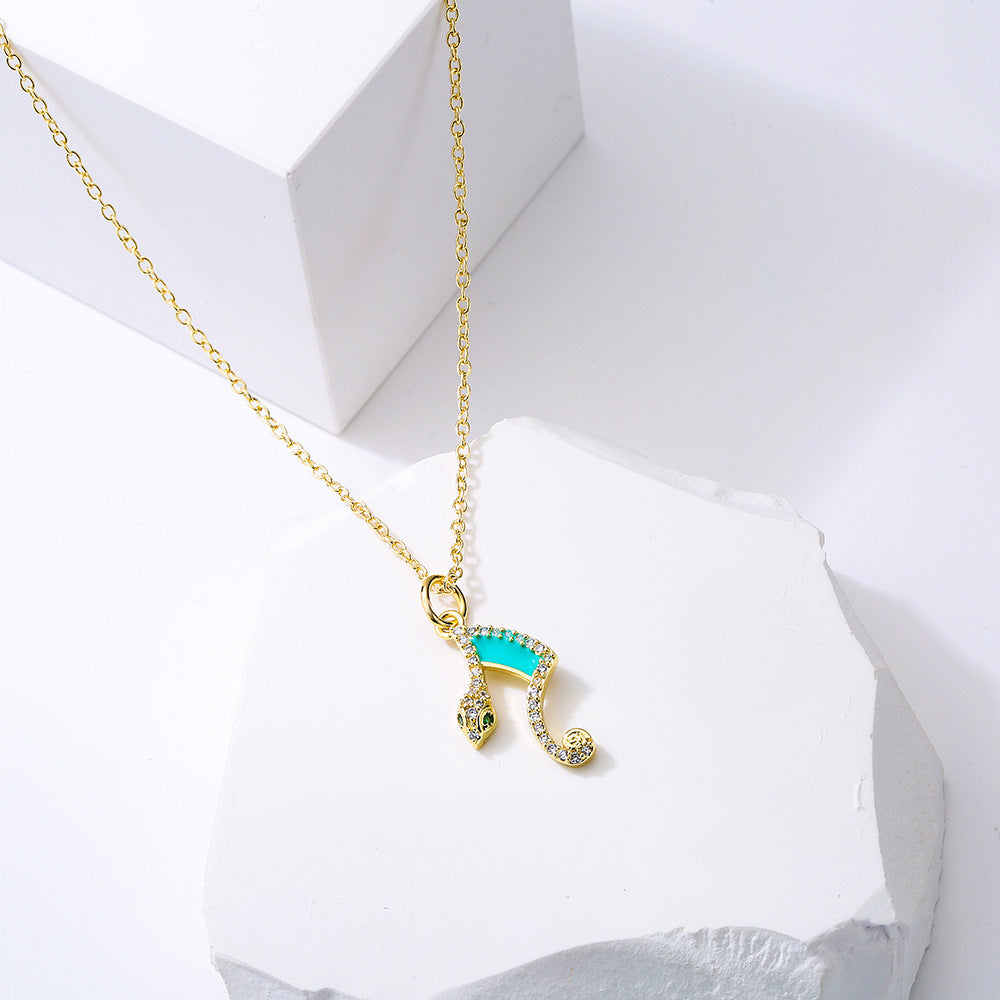 Collana da donna a forma di serpente geometrico in rame con placcatura in oro vero e intarsi in zircone