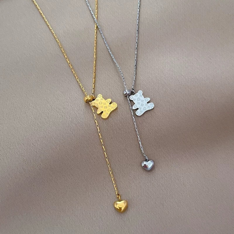 Minimalist Bear-Shaped Titanium Steel Pendant Necklace for Women with Plated Finish and Delicate Clavicle Chain