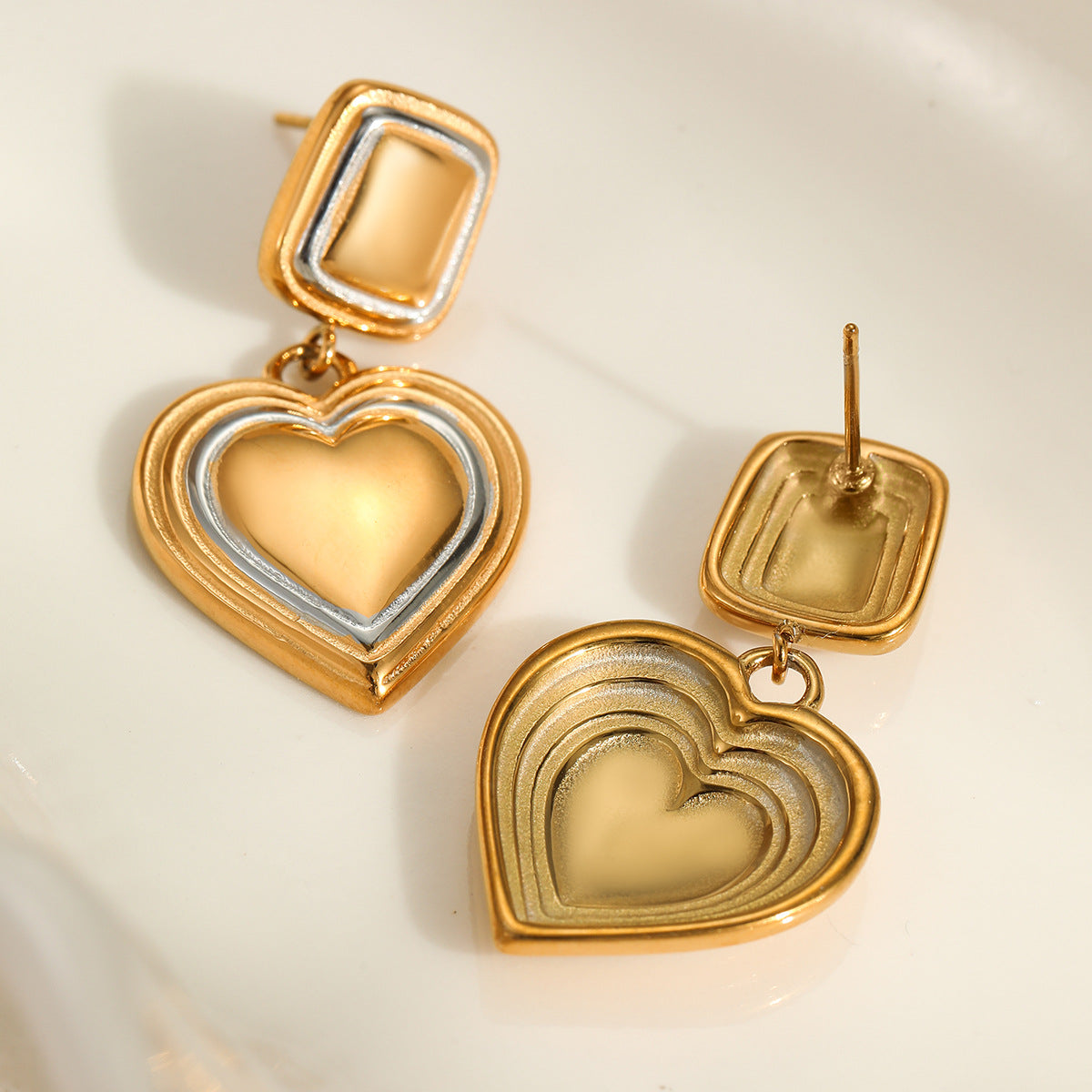 Orecchini a Cuore da Donna alla Moda in Acciaio Inossidabile con Placcatura in Oro 18K