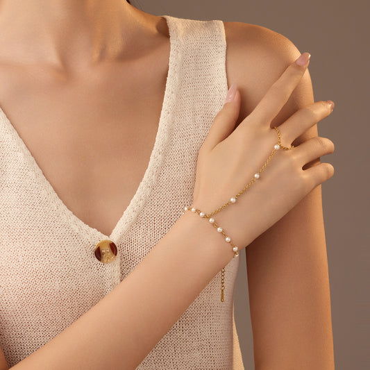 Bracciale da donna in acciaio inossidabile placcato oro 18 carati con perle, stile "Light Luxury"