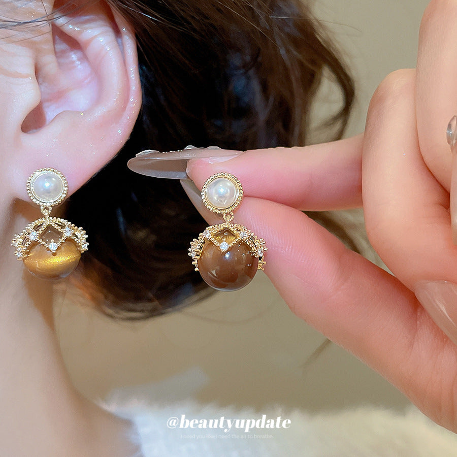Orecchini a perno con occhio di tigre geometrico in stile vintage e perle con perni in argento sterling 925 placcato oro 18K