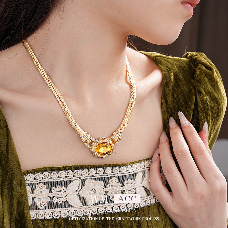 Collana con Ciondolo Ovale Geometrico Vintage con Intarsio di Strass in Lega, Collana a Catena Snake per Donne
