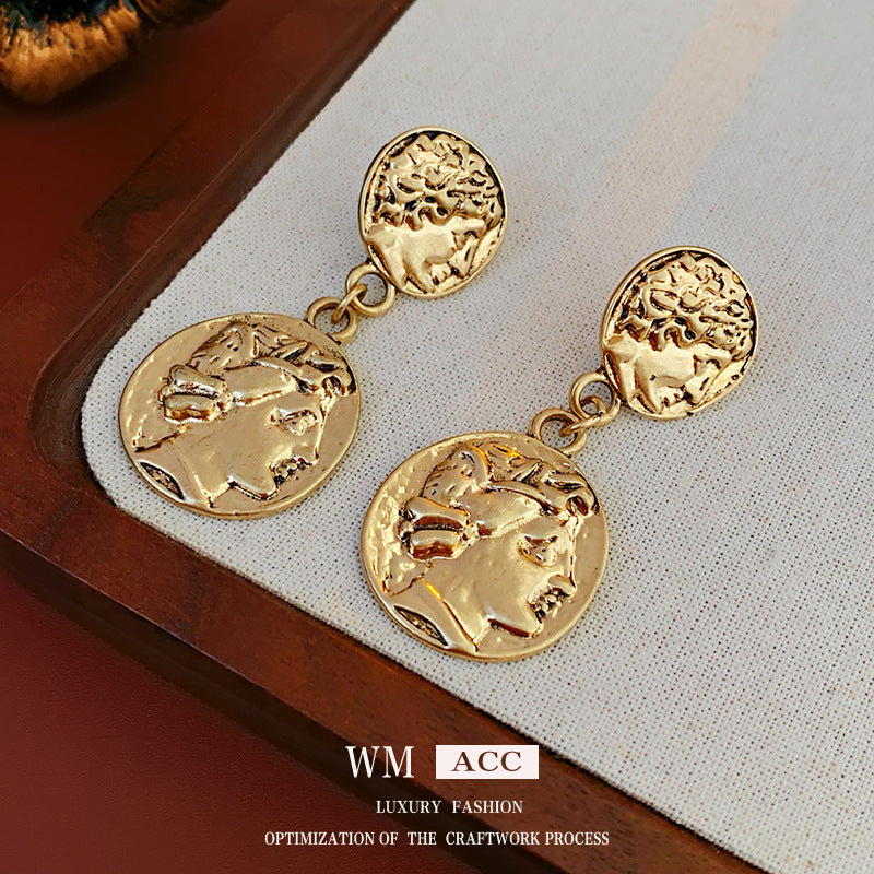 Pendientes colgantes de metal con acabado chapado, diseño floral geométrico de corazón, estilo vintage chic para mujer