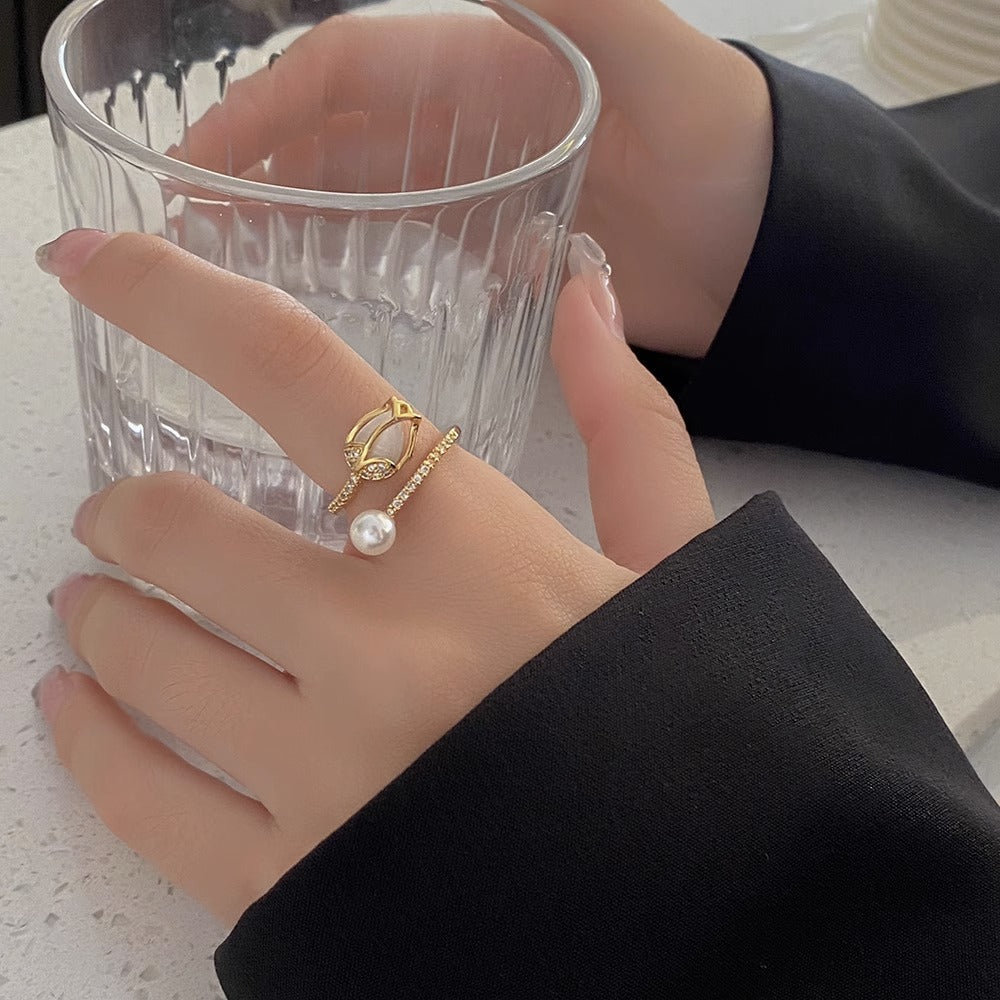 Minimalist Letter-Shaped Gold-Plated Copper Adjustable Ring for Women with Luxe Feel and Index Finger Styling